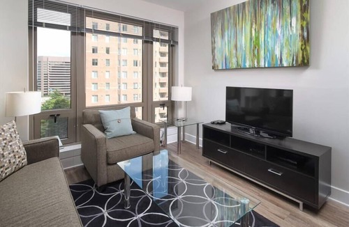 Sutton Place Apartment | Upscale 1BR | Fitness Center + Laundry | Upper East Side