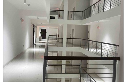 Saint Andrew Apartment | Upscale 2 Bedroom Apt w/gym access and pool view