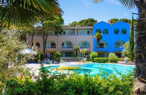 Bibione Pineda Apartment | Vacation village MareBlu Villa Superior B for 7 persons