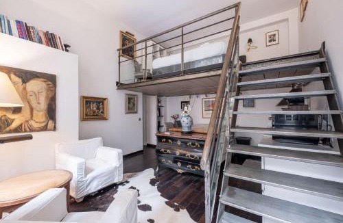 Odeon Apartment | Veeve - Heart of Saint Germain