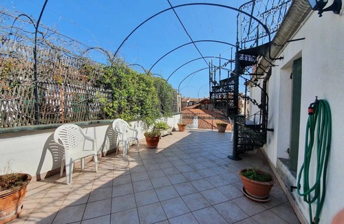 San Polo Apartment | VENICE SANCTUARY: 4-BEDROOM APARTMENT, CENTRAL, CANAL VIEWS WITH 2 TERRACE
