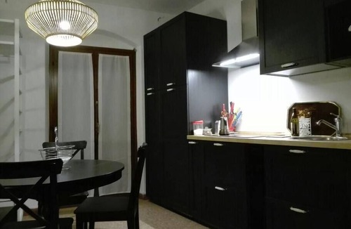Verona City Centre Apartment | Verona up to you Panorama with car & bike places