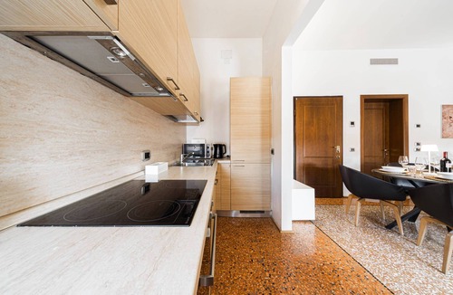 L'antico Ghetto Ebraico Apartment | View of Piazza Maggiore - Arcadian By ImmoBo - Bologna Center