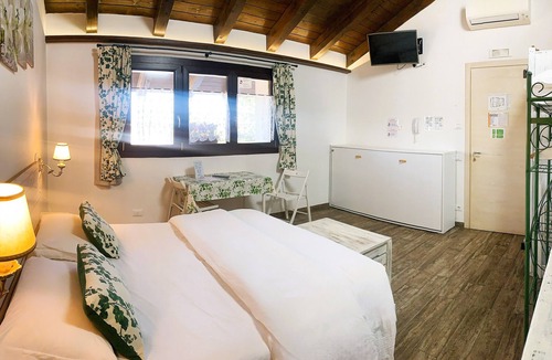 Tessera House | Villa ai Tigli Venezia Guest House