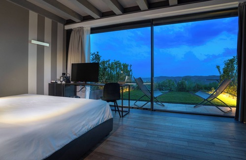 Grezzana Hotel | Villa Balis Crema