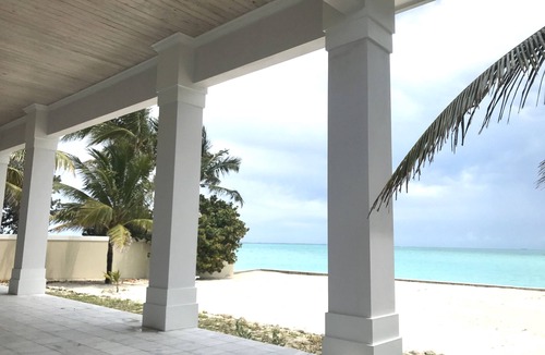 Treasure Cay House | Villa Blanca - Luxury 4 bedroom Beach House in Treasure Cay at Sunrise Point