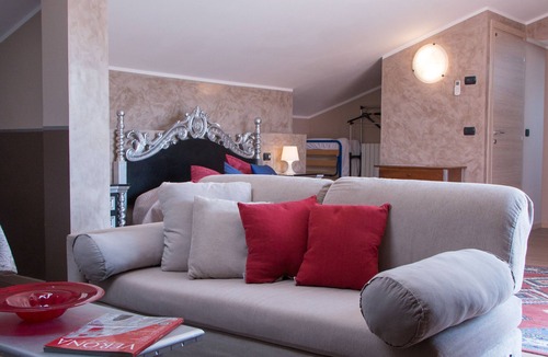 Castel d'Azzano Bed & Breakfast | Villa Boninsegna