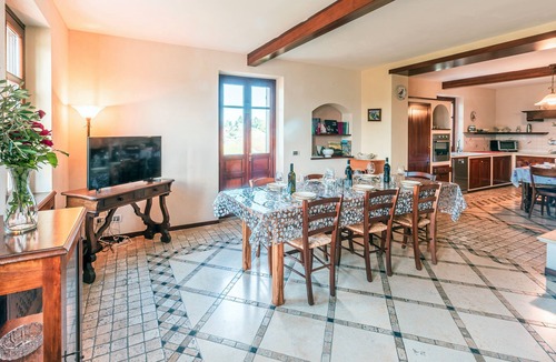 Alba Villa | Villa Bricco Paglieri