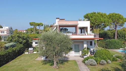 Moniga del Garda Villa | Villa Buena Vista