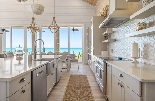 William's Town Villa | Villa Coral, Beachfront w/Pool - Newly Built Designer Home