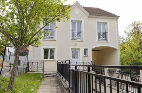 Bry-sur-Marne Villa | Villa Cosy avec Jardin Paris Disney