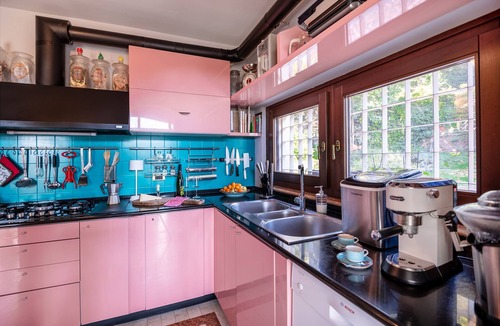 Nord-Ovest Villa | Villa elegant park and large private pool, outdoor games art fitness