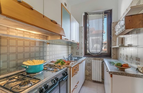 Reno Villa | Villa Eva, Leggiuno, Italy