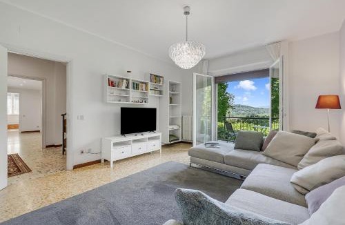 Gemonio Villa | Villa Giulietta Private Pool - Happy Rentals
