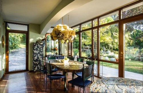 Borgo Trento Villa | Villa Isidoro ampio parco ,piscina privata, arte e giochi , fitness