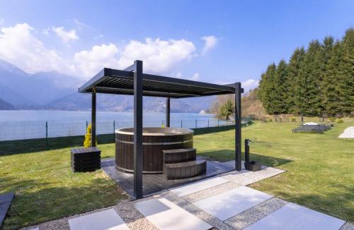 Pieve di Ledro Villa | Villa Ledro with Private Dock - Sauna - Hot Tub