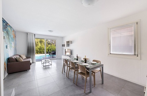 San Benedetto di Lugana Villa | Villa Prestige 17 with private pool and garden
