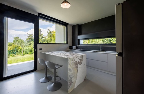 Gralaoni-Pralesi-Cisano Villa | Villa Roccolo luxury retreat overlooking the Garda Lake