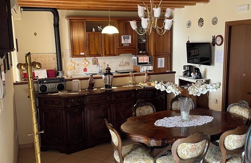 Ovest Villa | Villa Rondine is surrounded by nature, close to Garda, Verona and Valpolicella.