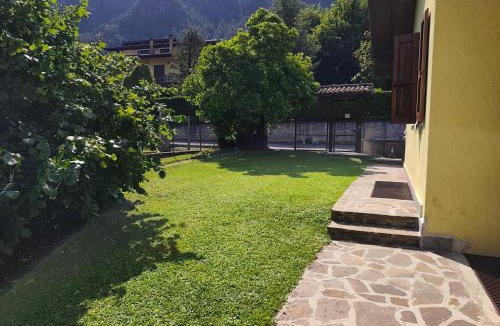 Crone House | Villa Rosaria, family and pet friendly
