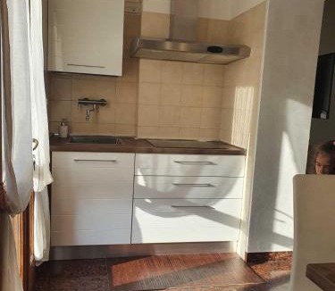 Sandra Apartment | Villa Santa Maria - Giardino privato - vista fiume