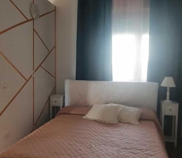Sandra Apartment | Villa Santa Maria - Giardino privato - vista fiume