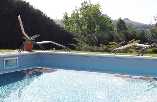 Montaldo Scarampi House | Villa Sofia with swimming pool and Unesco Piedmont garden