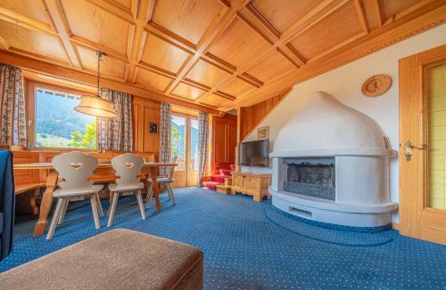 Ortisei Ski Chalet | Villa Suredl