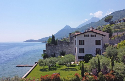 Gargnano Villa | Villa Victoria Lake front