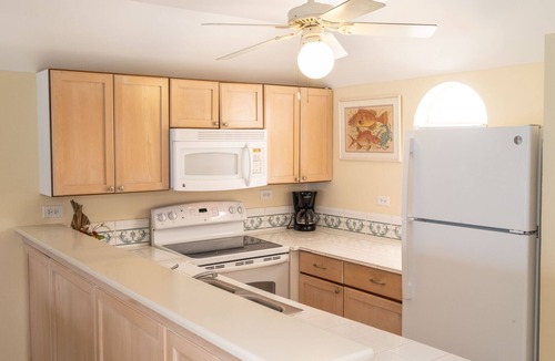 Paradise Island Villa | Villa with Garden Views & Beach Access - Free Wifi! by RedAwning