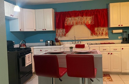 Nassau House | Wally's Haven
