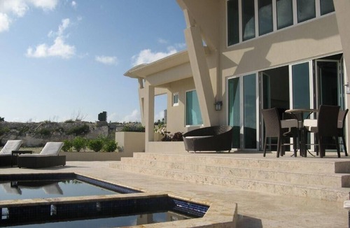 Governor's Harbour Villa | Waterfall Villa - Contemporary Villa W/Private Pool