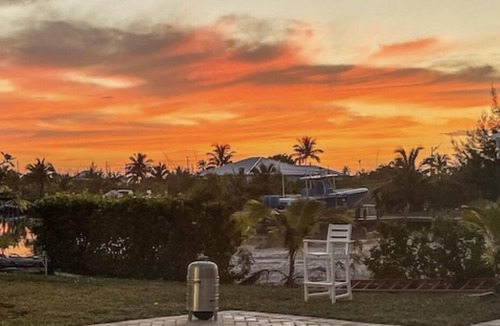 Treasure Cay House | WATERFRONT FAMILY COMPOUND 3 HOMES SLEEPS 30 WITH POOL, 3 BOAT SLIPS