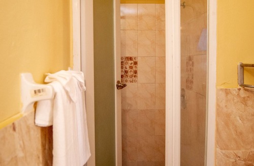 Black River Hotel | Waterloo Guest House