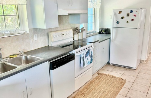 Great Exuma House | Waters Edge at The Cays