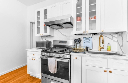 Park Slope Apartment | Welcome to “Sunny Park Slope Retreat”!