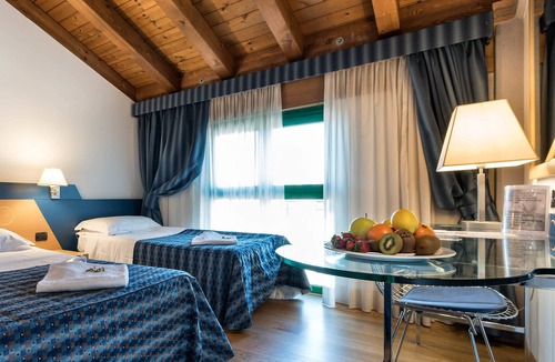 Dossobuono Hotel | West Point Airport Hotel