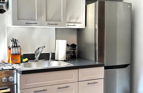 West Village Apartment | West Village Lush Green