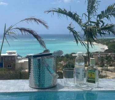 Whitehouse Villa | White Sky Beach Villas