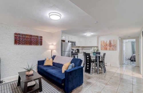 Canarsie Apartment | Wonderful Getaway in Canarsie Brooklyn w/Parking