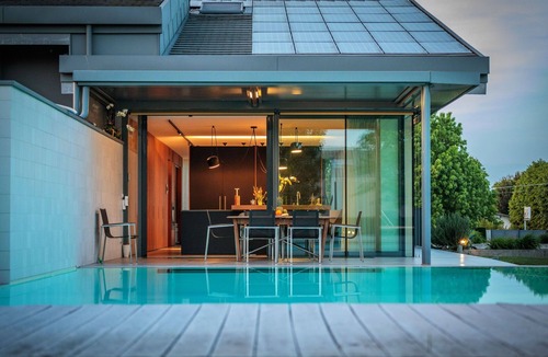 Arzergrande Villa | Wonderful private villa with WIFI, sauna, private pool, hot tub, A/C, TV, patio and pets allowed