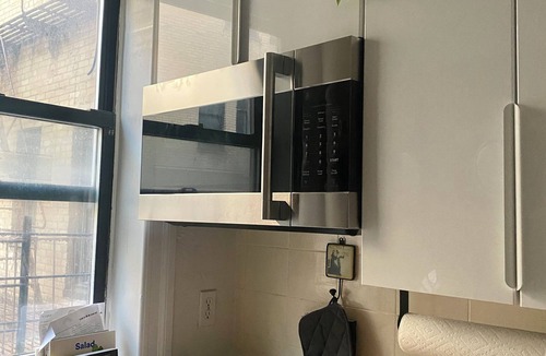 Prospect Lefferts Gardens Apartment | Work and Play Near Prospect Park