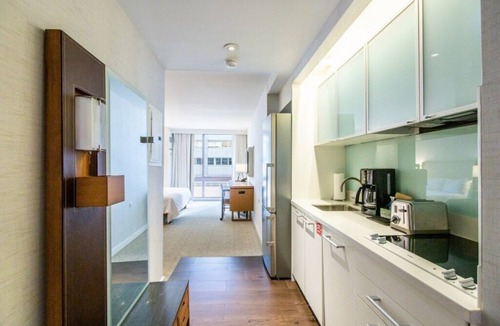 Midtown East Hotel | Wyndham Midtown 45 at New York City - Comfy Studio