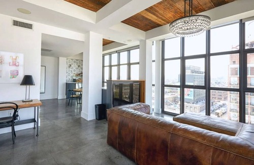 Williamsburg Hotel | Wythe Hotel l South 7th Loft l Corner Loft with Skyline & Light