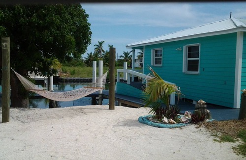Port Royal House | You'll Love this Super Nice 2/2 with FREE Dockage Golf Cart Rentals aval. wifi