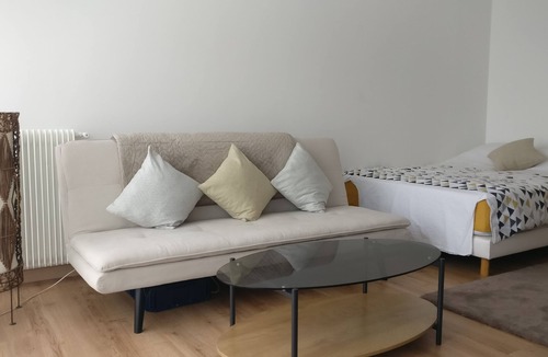 Fontenay-aux-Roses Apartment | Your 28 m² Studio Near Paris Modern Practical and affordable