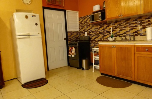 Spanish Town Apartment | Your Cozy Comfy 2 Bedroom Apt