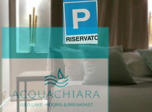 ACQUACHIARA ISEO CENTER BED AND BREAKFAST villa with PARKING inside Foresteria