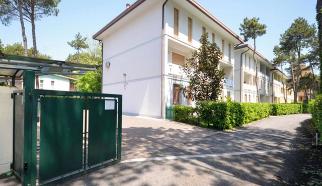 Air-conditioned apartment near the beach