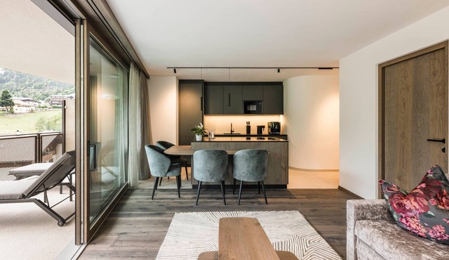 Apartment 'Les Ovis Alpin – New Opening' with Mountain View, Wi-Fi & Air Conditioning, Opening May 2026